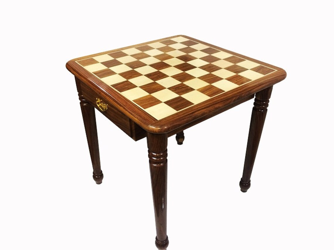 CHESS TABLE